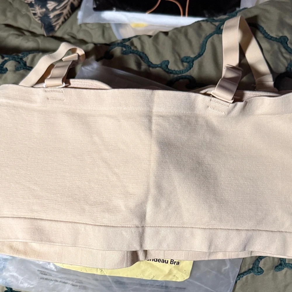 Truekind Convertable Seamless Strapless Nude Bandeau Bra with Removable Straps - Picture 4 of 10